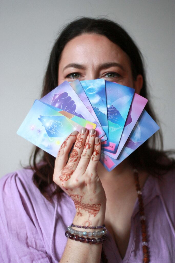 Emma Wertheim using Yoga Mudra Oracle